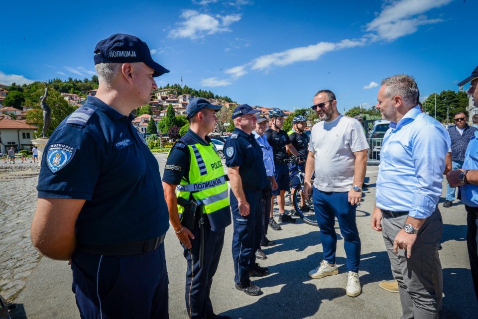 Тошковски од Охрид: Поголема контрола на водниот појас, зголемена е безбедноста на туристите, патролите на велосипед се веќе препознатлив белег на СВР Охрид