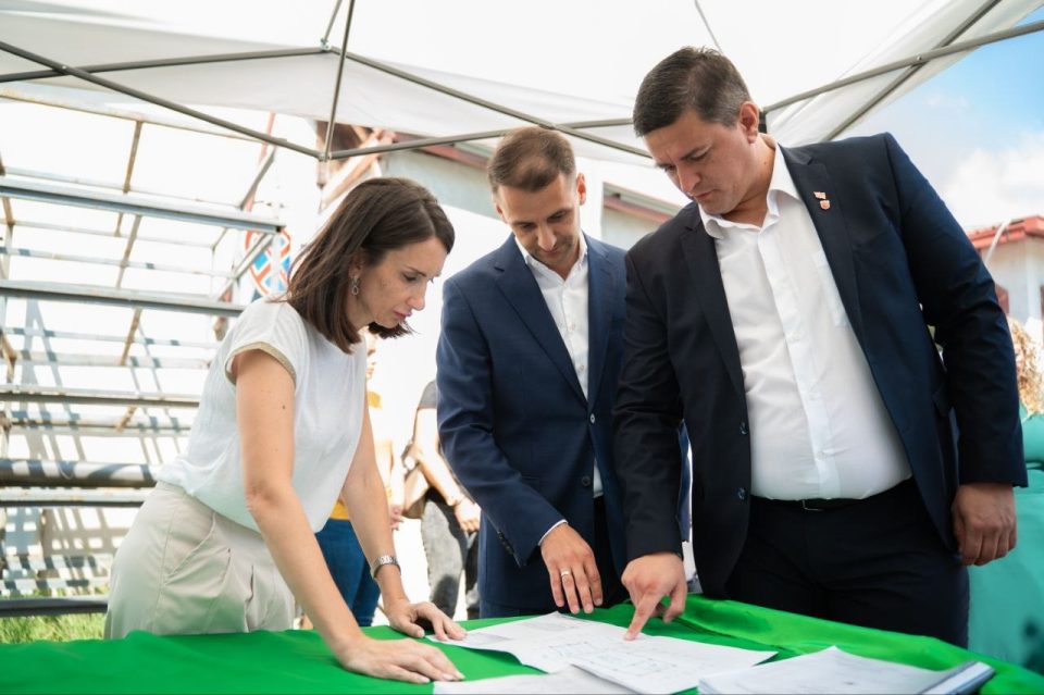 (ФОТО) Велковски: Ова се вистинските примери за одговорно и визионерско локално управување