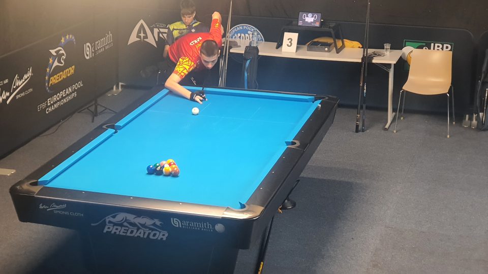 Ѓурчиновски „го скрши мразот“: Прв медал за Македонија на ЕП во билијард