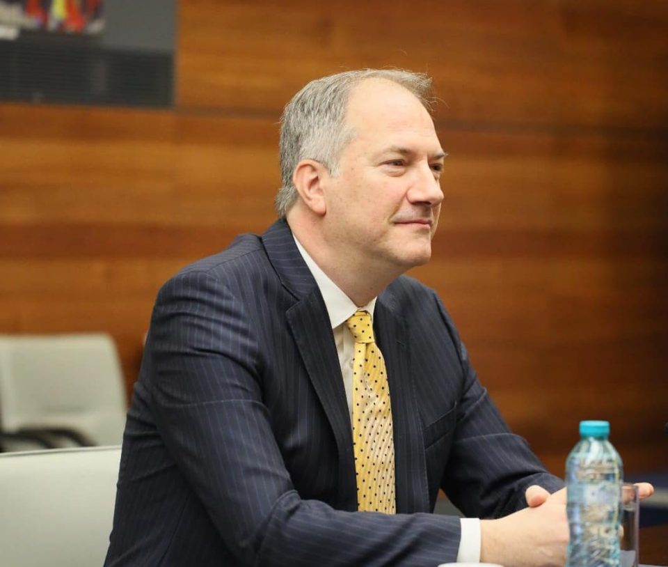 Структурите на СДС меѓу кои и Жерновски во служба на бугарската агенда ги рушат македонските позиции и подриваат идентитетот