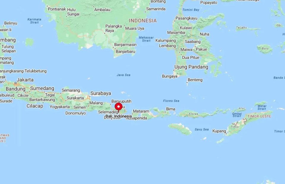 Патнички брод потона кај Бали, четворица загинати, 38 исчезнати