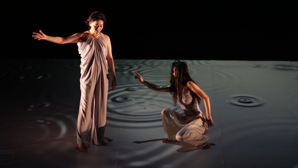 Стоечки овации во Јужна Кореја за претставата „Приказната на Електра“ на Дејан Пројковски