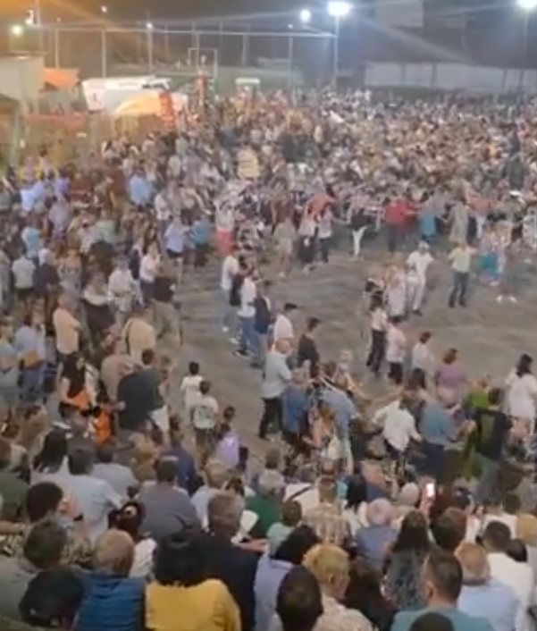 Овчарани: ИЛЈАДНИЦИ Македонци во Грција го изиграа традиционалното илинденско оро