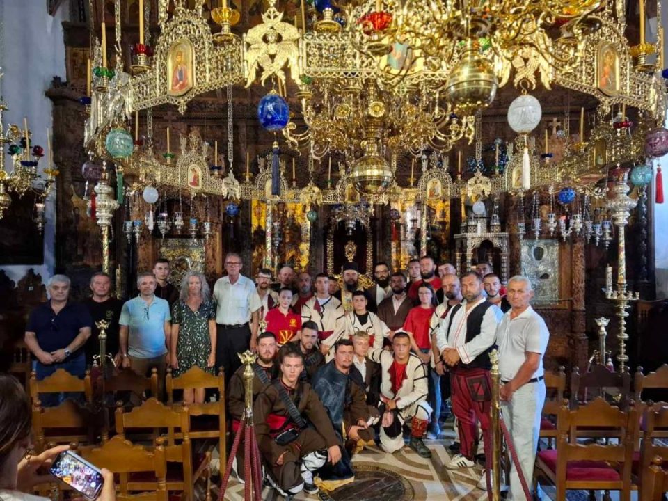 ФОТО: Давање заклетва на коњаницата на „Бигорски манастир – По патот на црешовото топче“