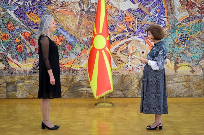 Сиљановска-Давкова ги прими акредитивите на новоименуваната амбасадорка на Државата Израел, Вивиен Аисен