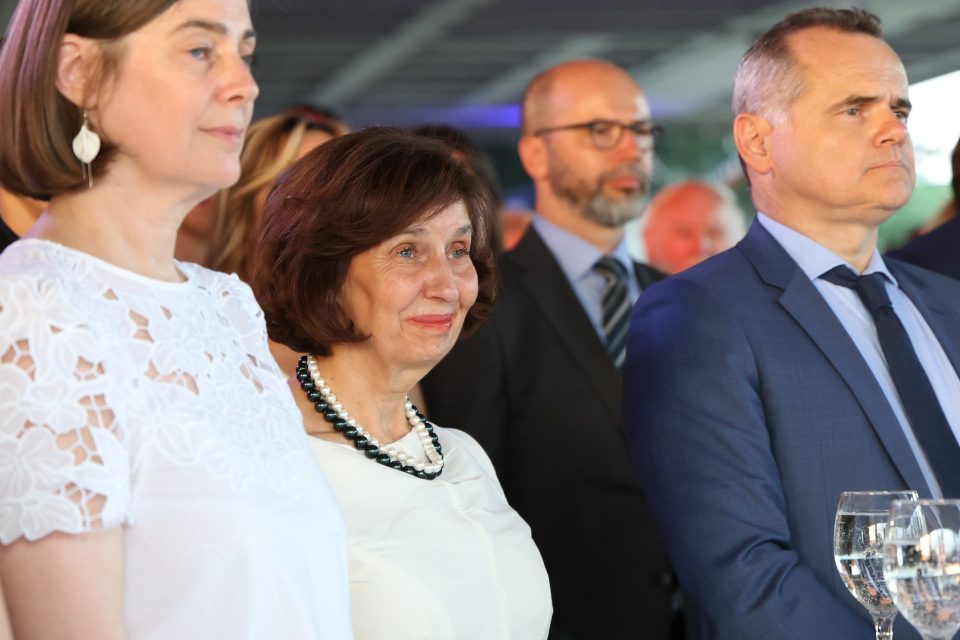 Сиљановска Давкова на свечен прием по повод Националниот ден на Француската Република