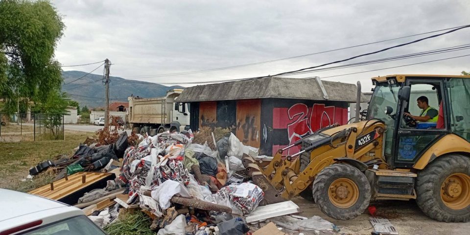 ЈКП „Гази Баба 2007“ во континуирана борба со дивите депонии