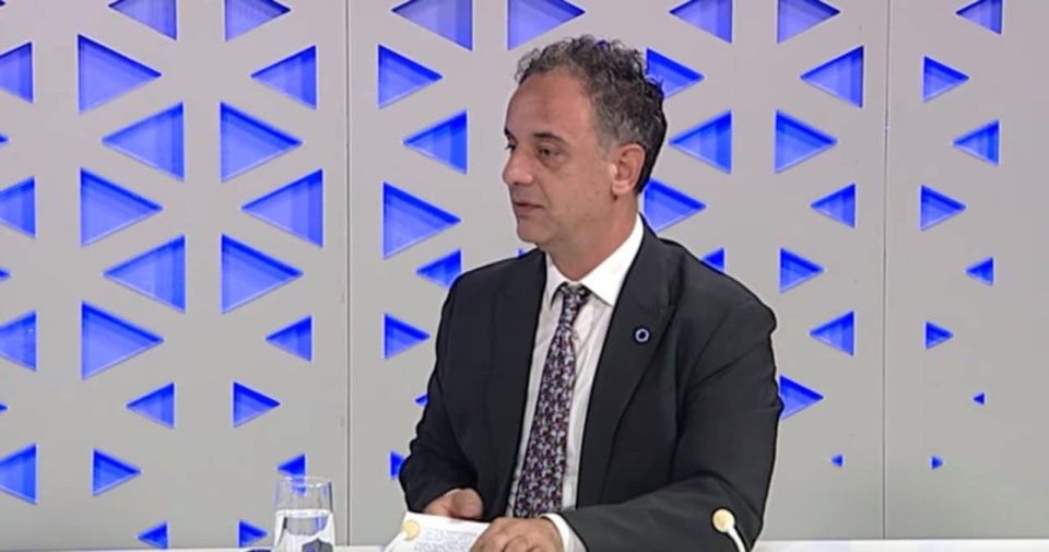 Алиу: Креираме систем кој ќе следи и ќе дефинира долгорочни мерки за обезбедување терапија за сите пациенти