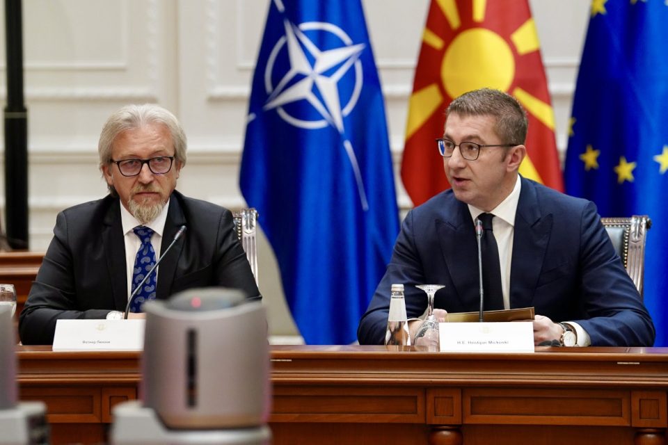 Мицкоски за демографската рецесија: За четири години загубивме град со големина на Кавадарци