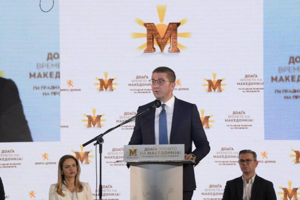 Мицкоски: Градиме темели на промени, исплативме субвенции, фер распределба на земјиште и поддржуваме ново производство