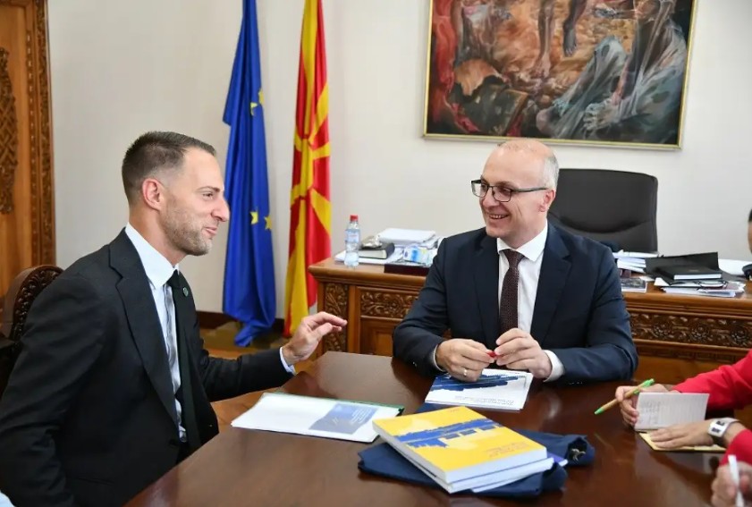 Милошоски оствари средба со претставници на Транспортната заедница