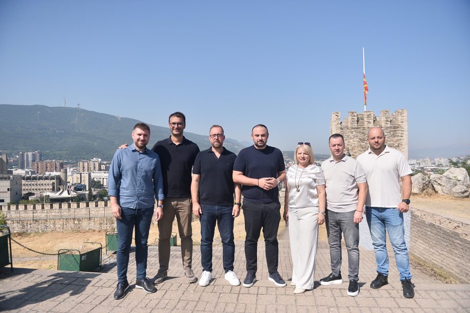 Стефковски: Координирана акција за расчистување на Скопското кале