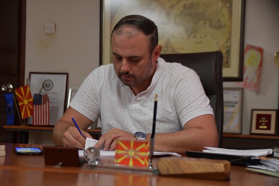 Пензионерите од Кисела Вода утре ќе добијат финансиска помош од 2500 денари!