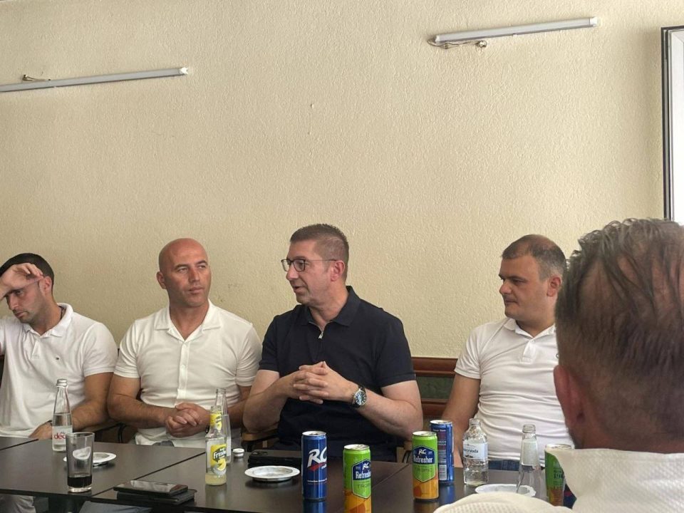 Мицкоски во посета на Лабуништа