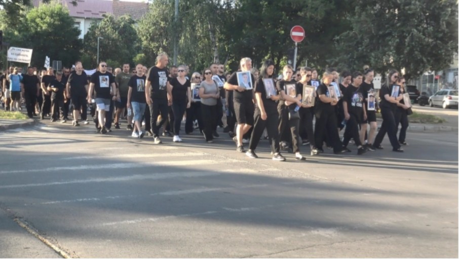 Семејствата на загинатите во „Пулс“ бараат финансиска помош и снимање на судската постапка