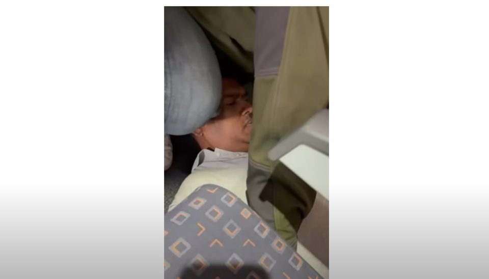 „Јасно ми беше дека лажно се заканува и сакав да ги заштитам патниците, станав, го соборив на земја…“