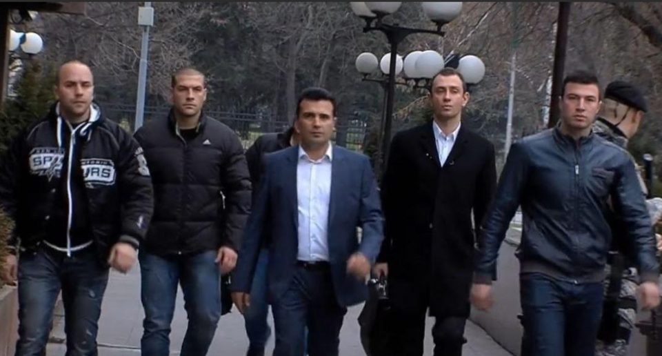 Молкот на СДС и Филипче и неоградувањето од Заев ќе се смета за соучесништво и дека ги поддржуваат подметнувачите на пожари