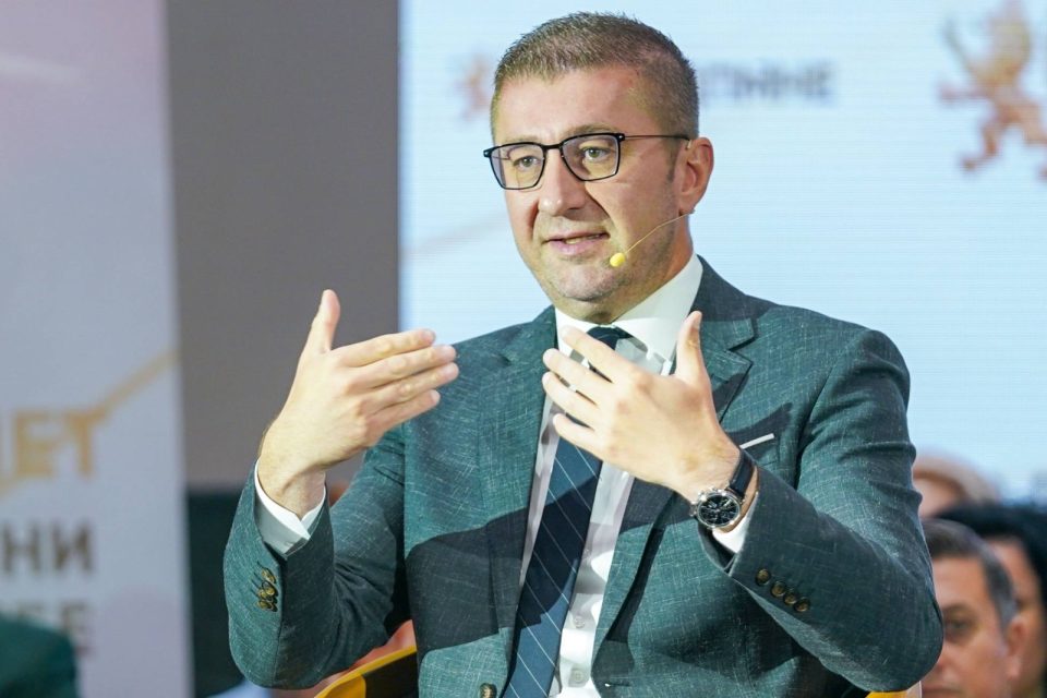 Мицкоски на увид на реконструкцијата и адаптацијата на ГОБ „8 Септември“