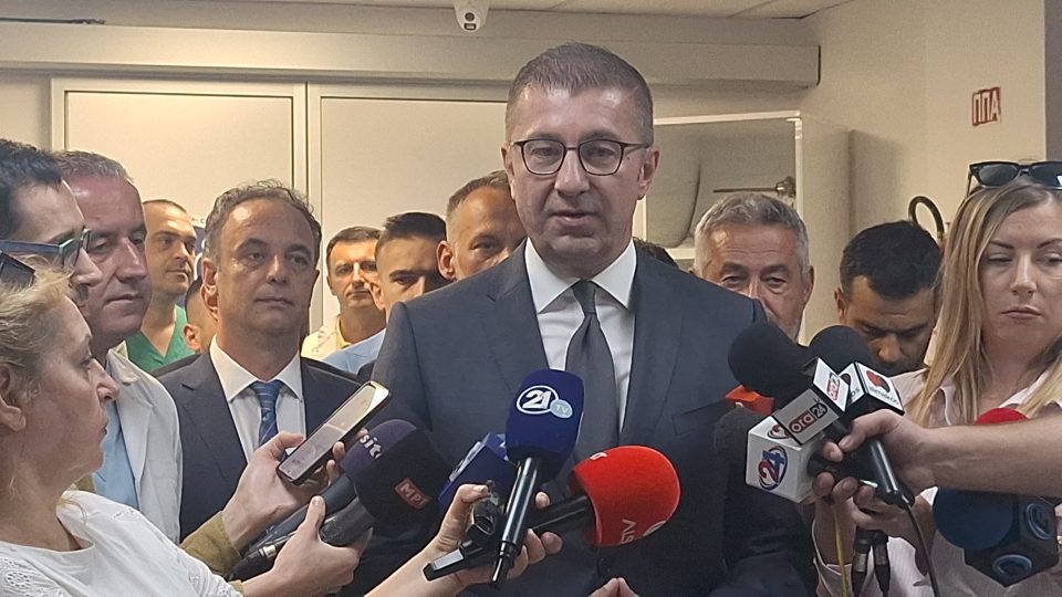 Мицкоски: 720 милиони денари за проекти во спортска инфраструктура