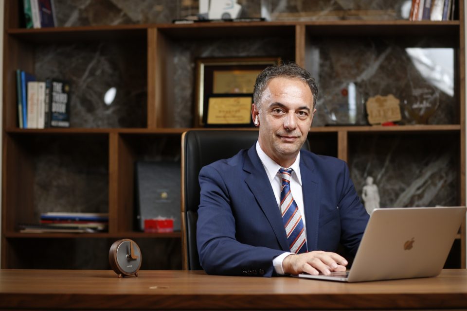 Во Владата прес-конференција на министерот за здравство и Интерната комисија за кардиолошки и кардиохируршки интервенции