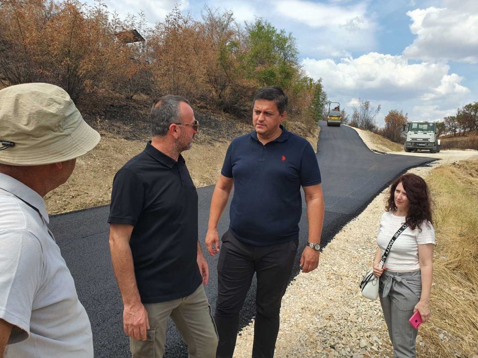 Асфалтиран локален пат во Бучинци