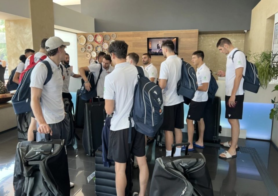 Кошаркарската репрезентација пристигна во Орадеа