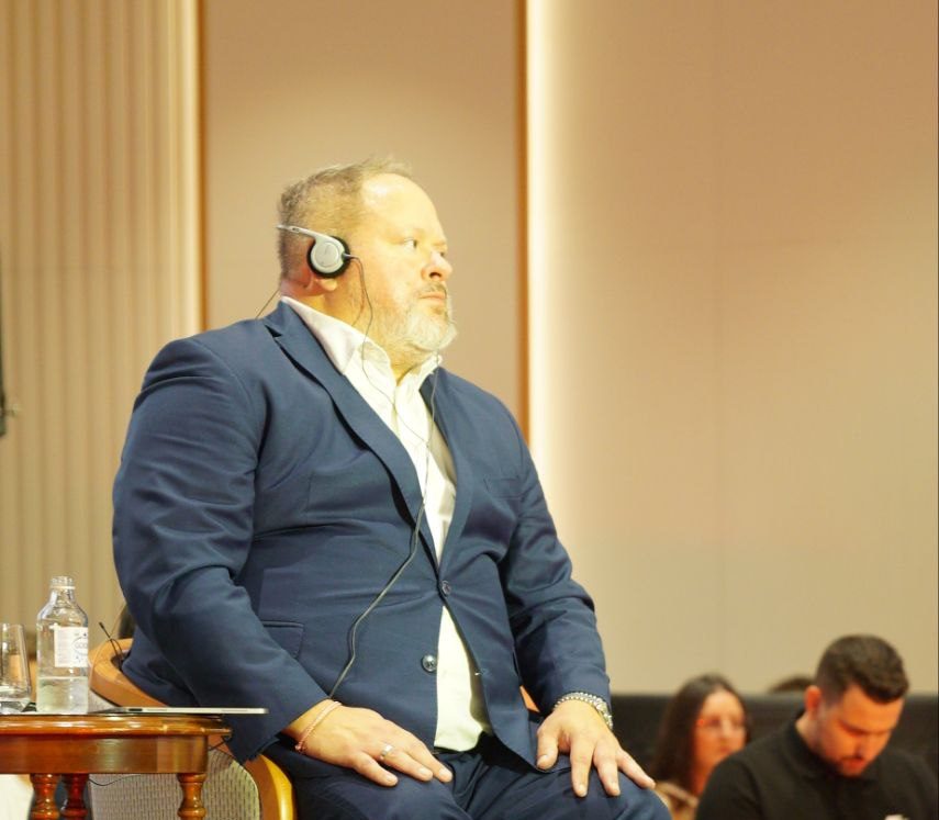 Скот: НДИ соработува со владата и општините преку програмата за градење отпорност кон корупцијата