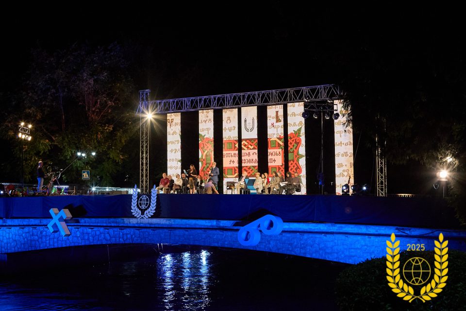 Гала Матевска за песната „Студ“ ја доби наградата „Енхалон“ на Струшките вечери на поезијата