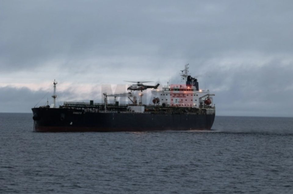 Финска обвини тројца офицери на танкерот „Игл С“ за саботажа на подморски кабли во Балтичко Море