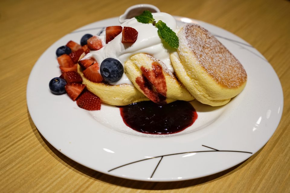 СУФЛЕ ПАЛАЧИНКИ: Лесни како облаци, меки како сон