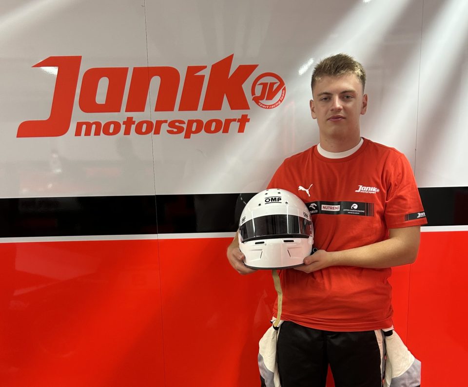 17-годишниот Стефан Тренески дебитираше во Формула 4 првенството во Централна Европа