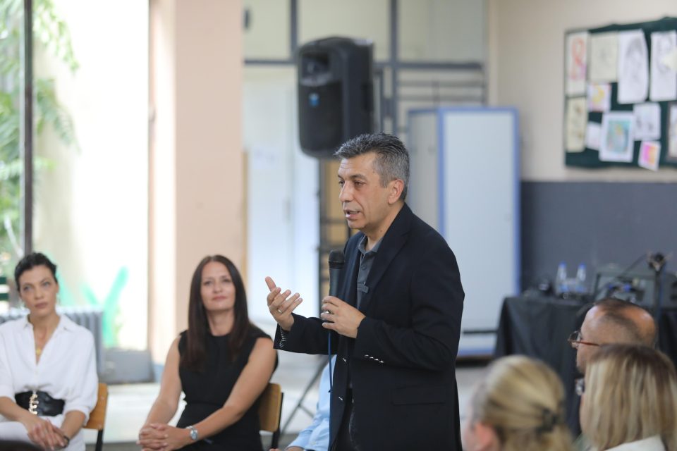 Меџити пред младите го претстави проектот за Младинскиот центар во Чаир