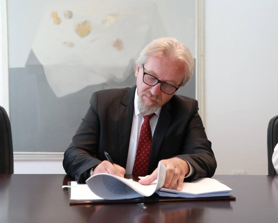 Потпишан нов колективен договор за 20% зголемување на платите за вработените во јавните установи за социјална заштита