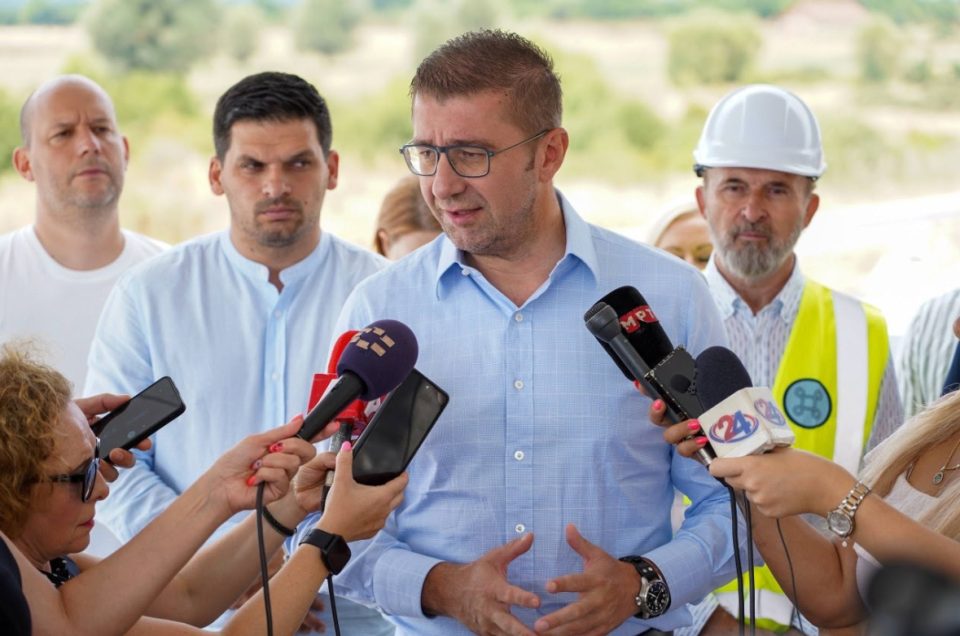 Мицкоски: Распишан е повик за субвенционирање на сметките за електрична енергија, Македонија меѓу државите со најниска цена на струја за домаќинствата