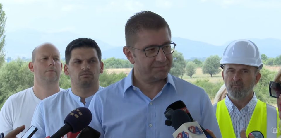 Мицкоски: Институциите доставуваат пријави, но борбата против криминалот и корупцијата не може да се води со вакво Обвинителство и републички обвинител