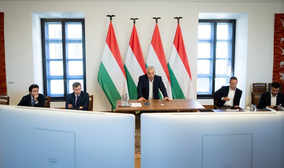 Орбан: Заканата од Трета светска војна може да се намали само со состанок меѓу Трамп и Путин