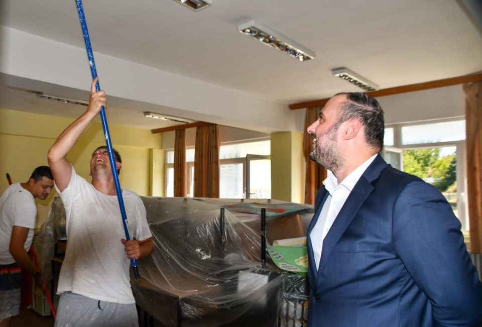Ѓорѓиевски во увид на реконструкцискиот зафат во ООУ „Круме Кепески”