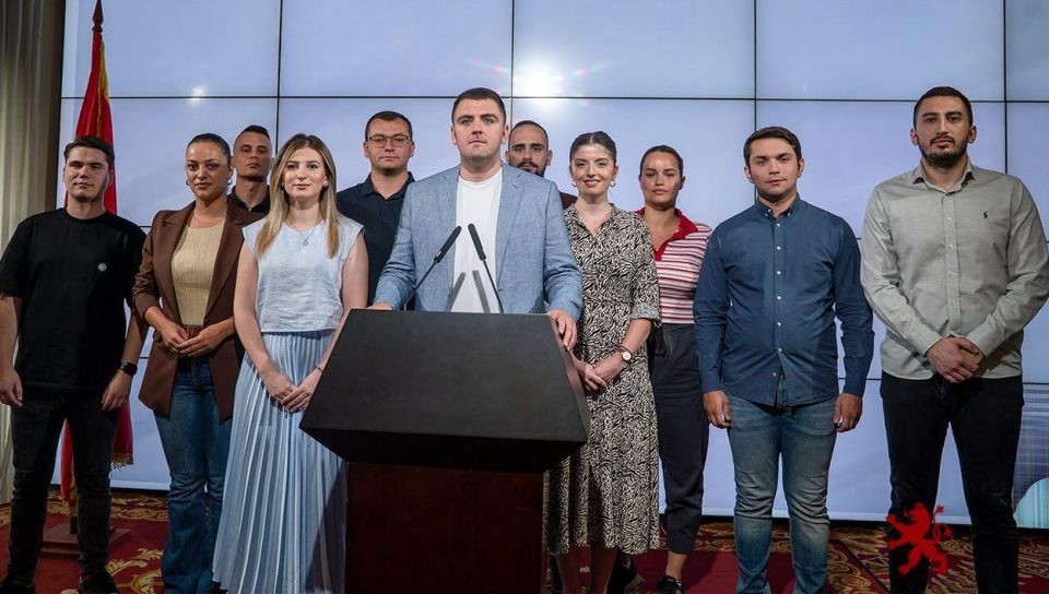 Попов: Меѓународниот ден на младите оваа година го одбележуваме исполнети со надеж и мотивација за работа кон подобра иднина