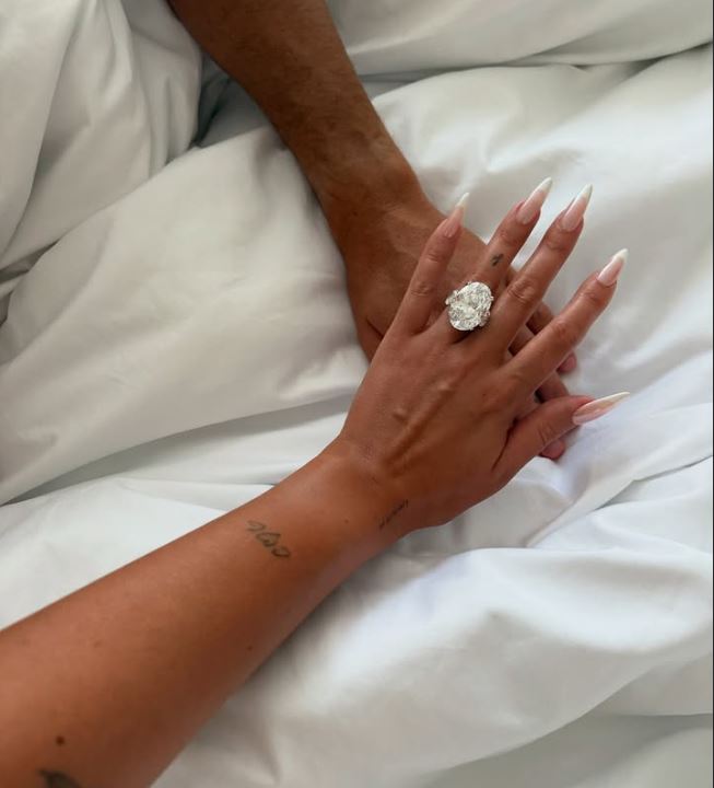 Колку “се потроши” Кристијано Роналдо за свршеничкиот прстен на Георгина?