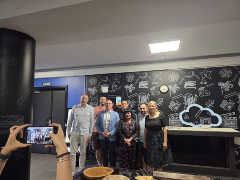 Првиот патувачки Фестивал на македонски филм во Хрватска отворен и во градот Слатина