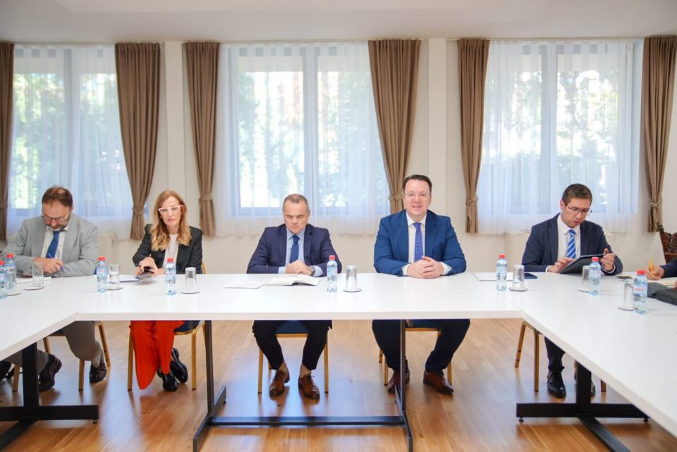 Николоски: Можности за отпочнување и унапредување на значајни инфраструктурни проекти од стратешка важност за државата