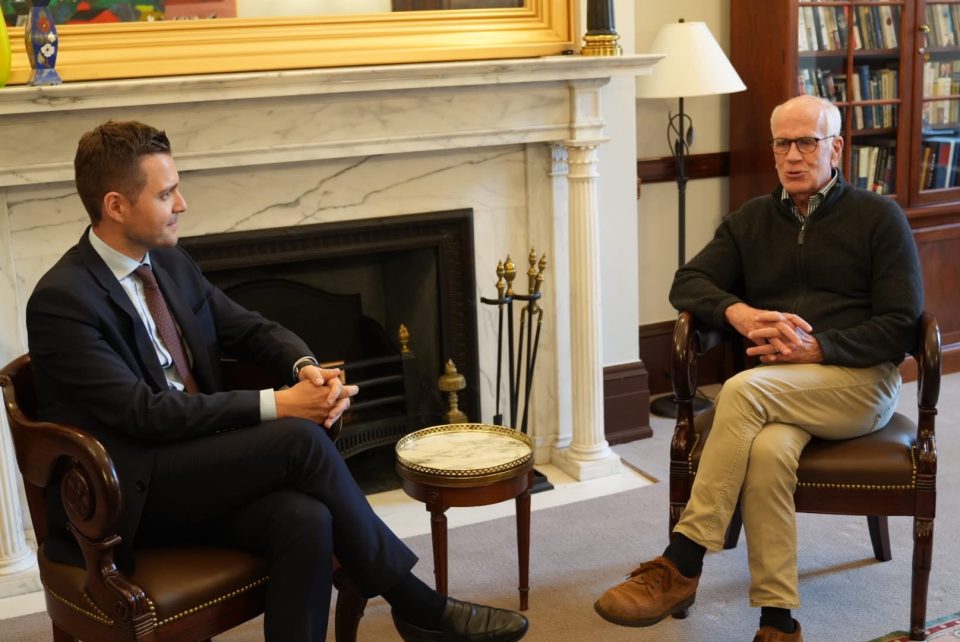 Средба на министерот Муцунски со сенаторот Петер Велч во Вашингтон