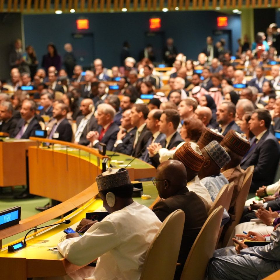 Муцунски од Њујорк: Цврсто ги застапуваме позициите на државата, водејќи сметка за националните интереси