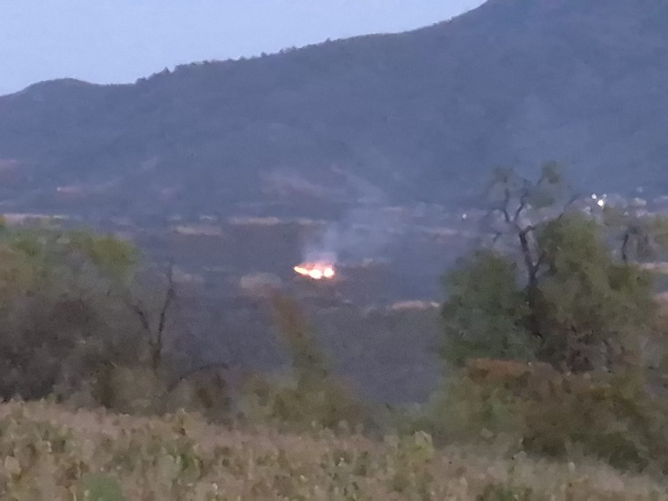 ДЕТАЛИ ЗА ПОЖАРОТ: Избувна пожар во село Вражале