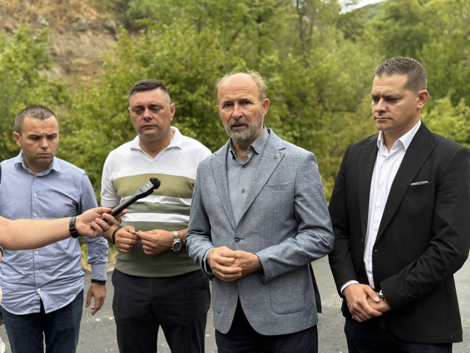 Трајановски: Обезбедени се 44 милиони денари за санација на регионален пат