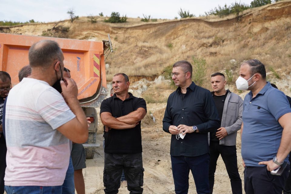 Мицкоски ја посети „Дрисла“: Ситуацијата е стабилна