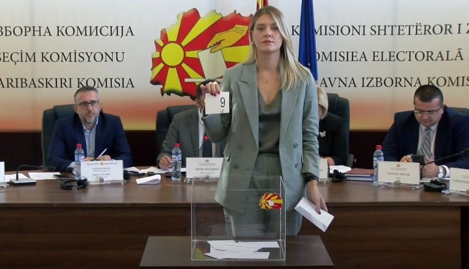 ВМРО-ДПМНЕ број 9 на избирачкото ливче, ова е листата