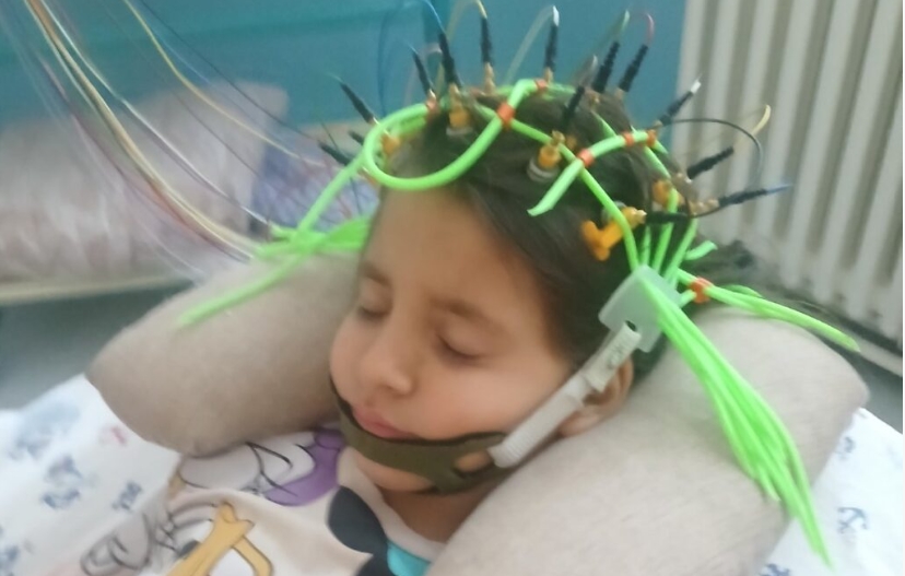 ДА БИДЕМЕ ХУМАНИ И ДА ПОМОГНЕМЕ: На малата Нефес и е потребна нашата помош за операција во Турција