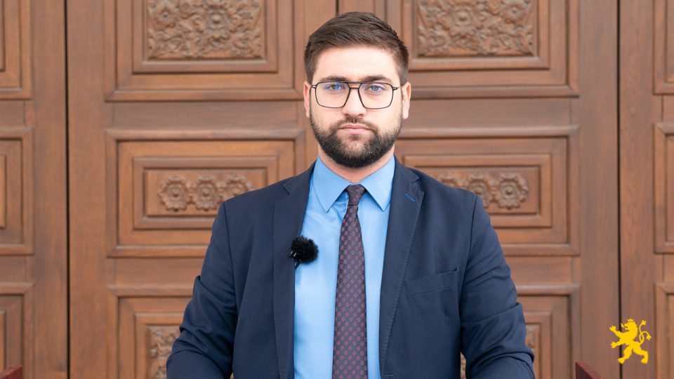 Манасиевски: Соочени со фактот дека ја губат општината, СДС во Струмица шири страв и трепет, а листите за советници им се полни со насилници