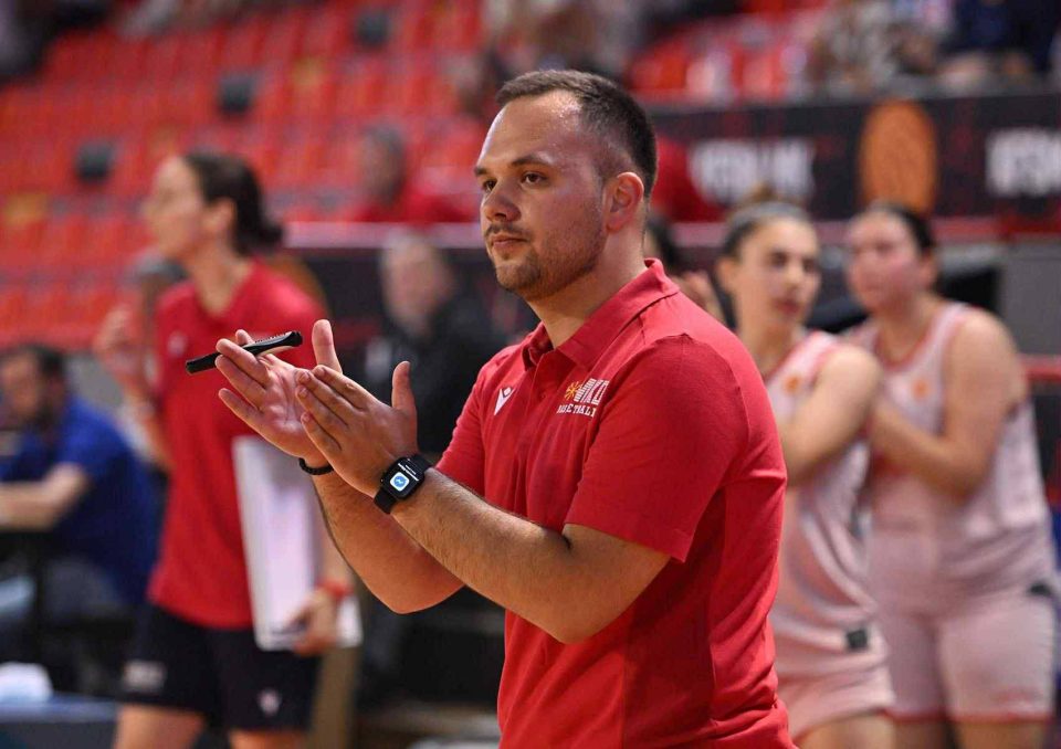 Виктор Петровски прогласен за тренер на неделата во ВАБА 2 лигата